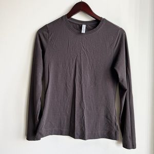 Athleta outbound top